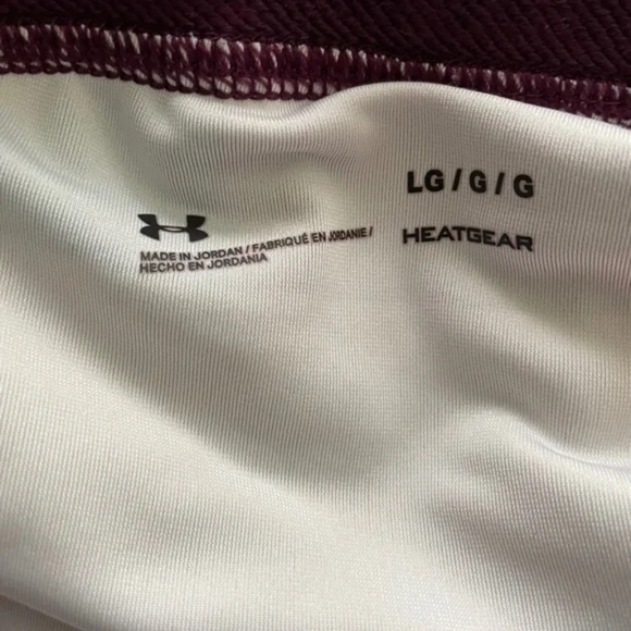 Under Armour Women’s Running Shorts Size Large Maroon Activewear - Picture 5 of 5